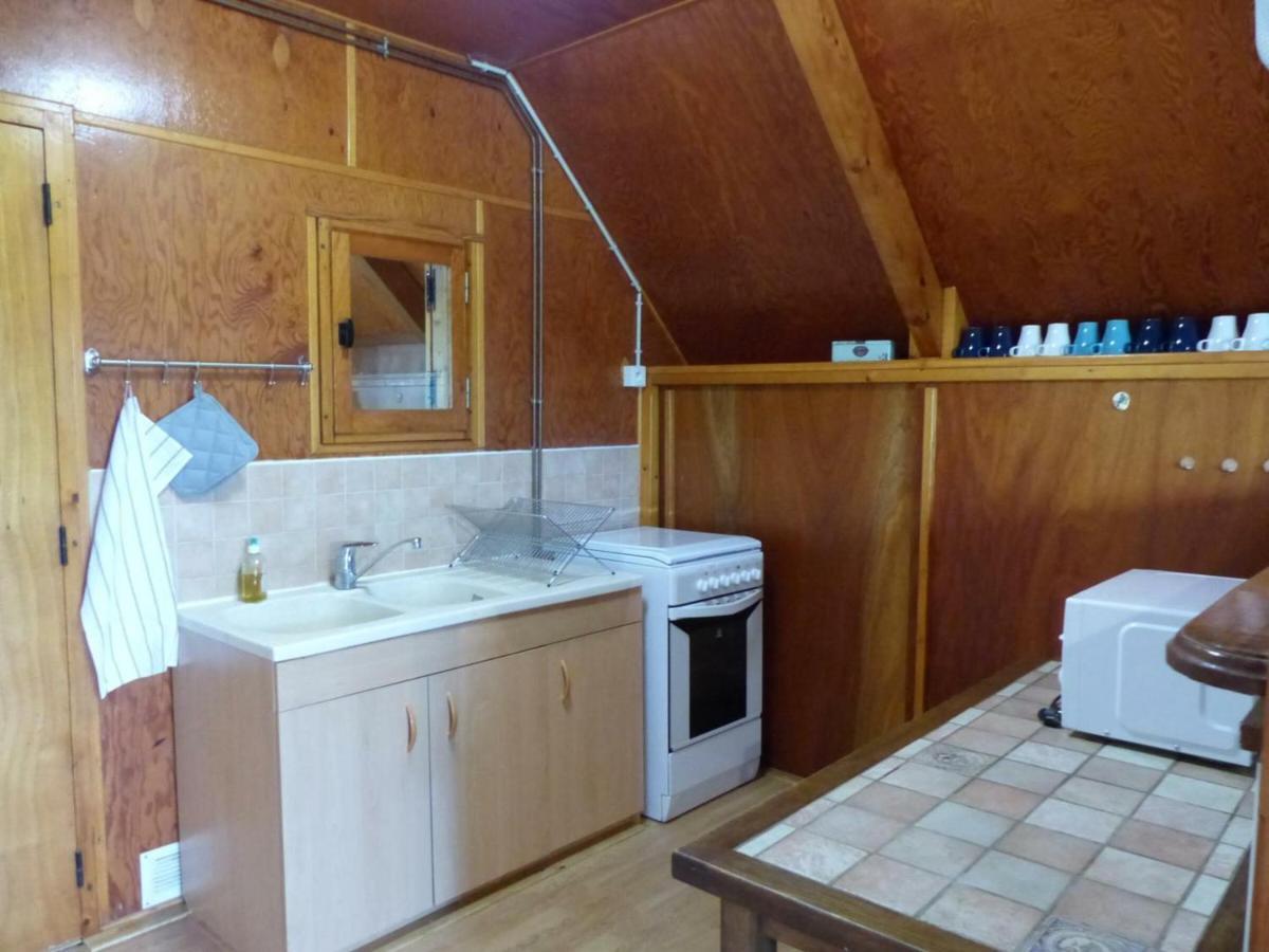 Chalet Familial Pres De Vichy, Terrasse, Animaux Acceptes - Fr-1-489-274 Le Vernet  Exterior foto