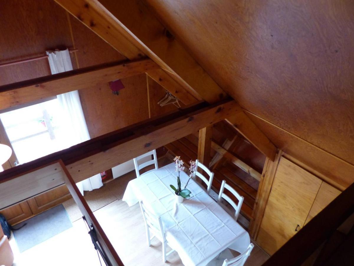 Chalet Familial Pres De Vichy, Terrasse, Animaux Acceptes - Fr-1-489-274 Le Vernet  Exterior foto
